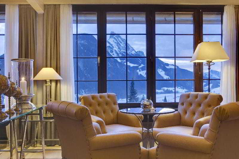 Huus Gstaad Hotel Saanen Eksteriør billede
